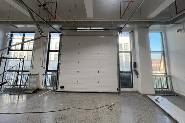 Wind-resistant Overhead Doors