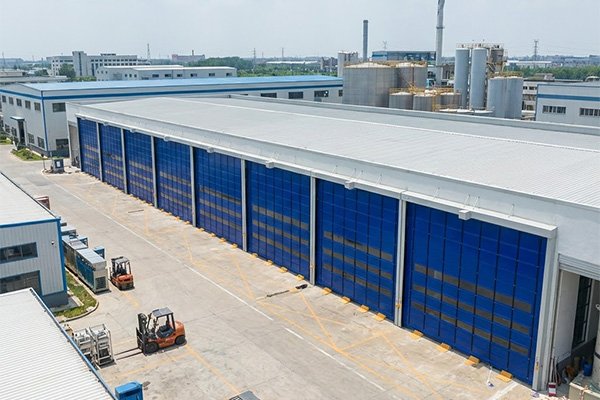 Cold storage high speed stacking doors