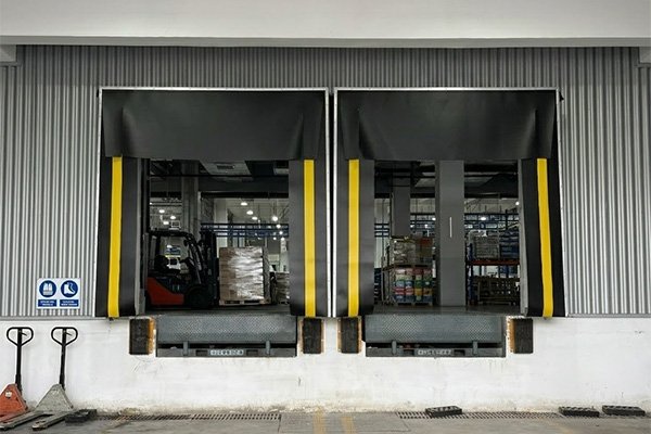 Inflatable Dock Shelters for Cold Chain