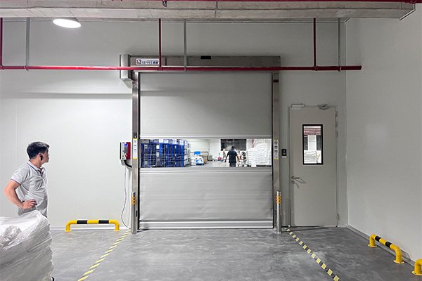 high speed traffic doors