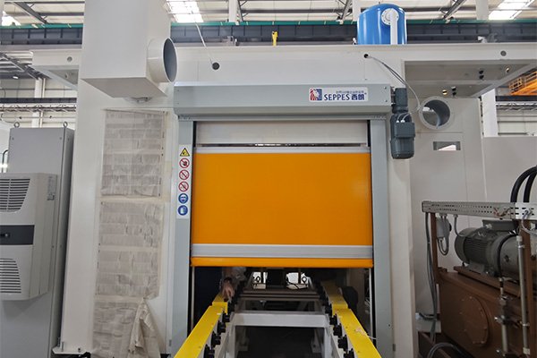 Linkage Fast Door