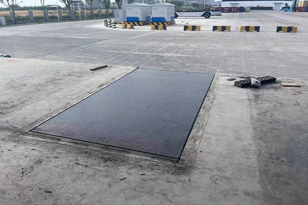 Loading Bay Equipment